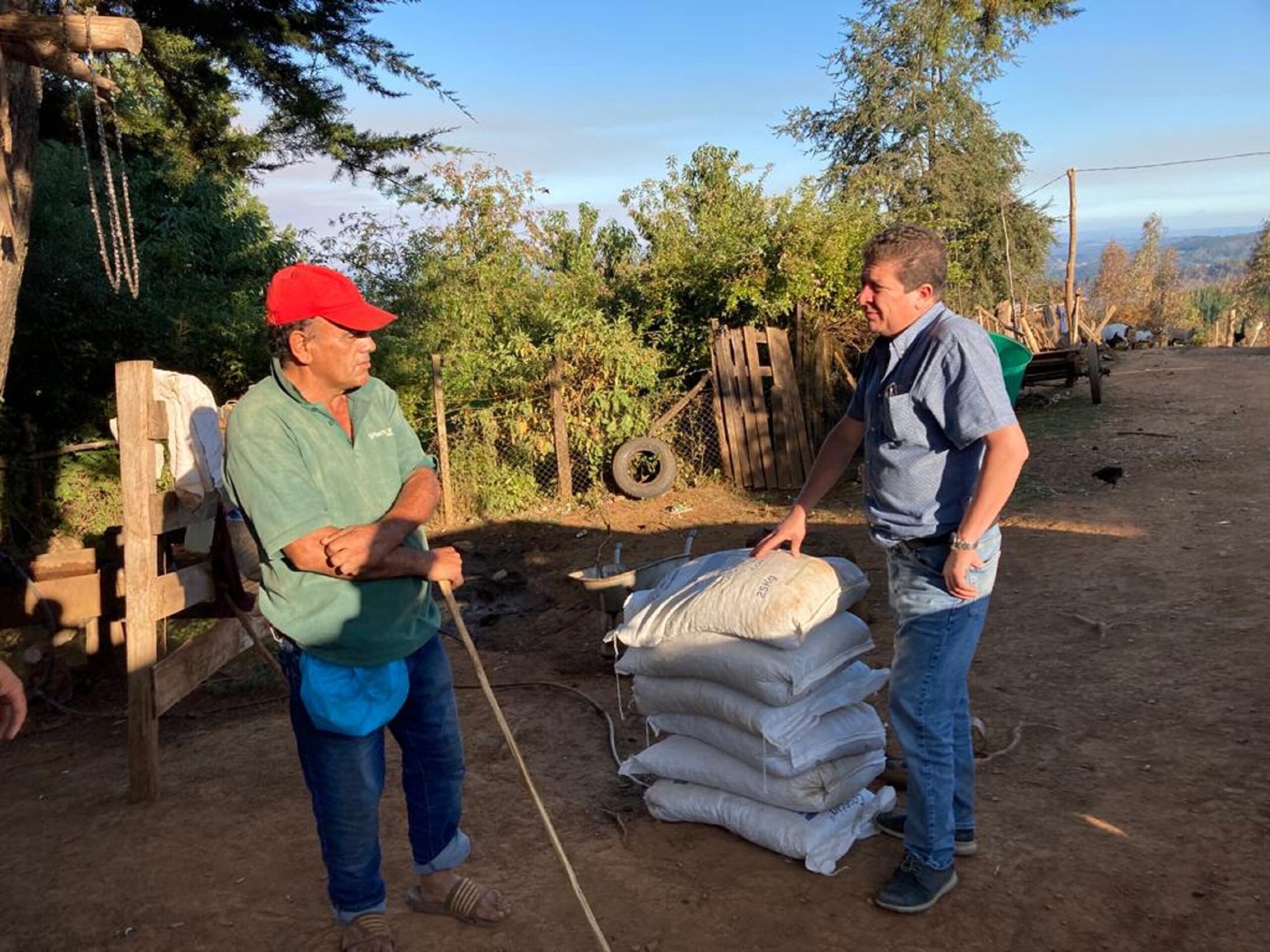 ALCALDE LEONELLI EN TERRENO