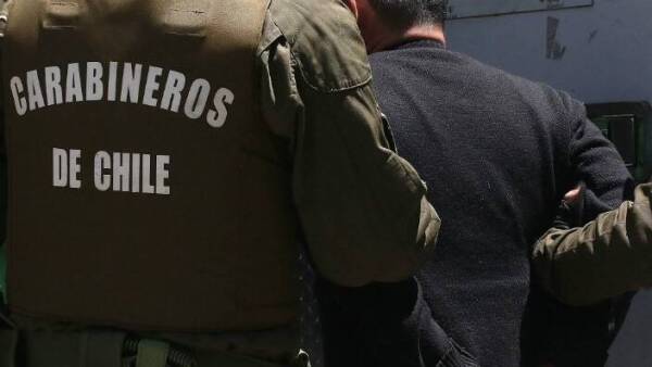 DetenidoCarabineros2