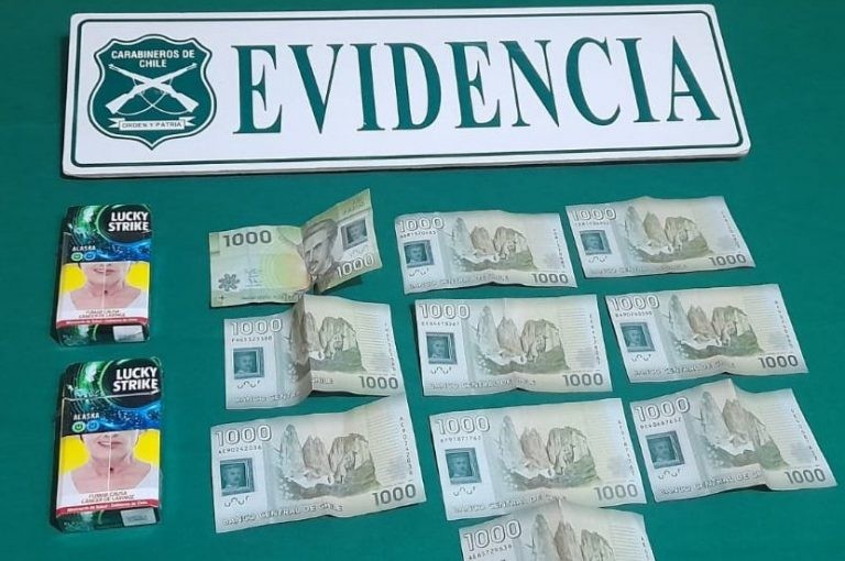 dinero_cigarros_carab