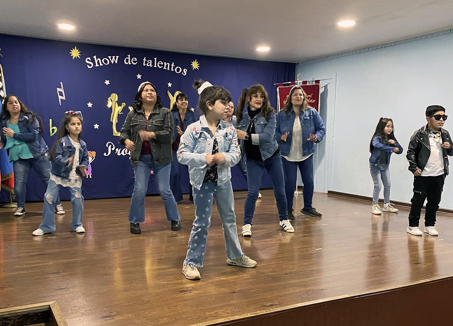showdetalento-EscuelaMonicaGeberts