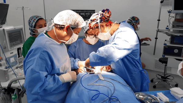 Tiroidectomía realizada por la doctora Pilar Schneeberger