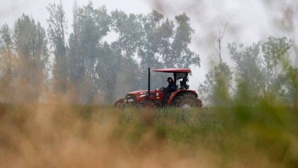 Tractor