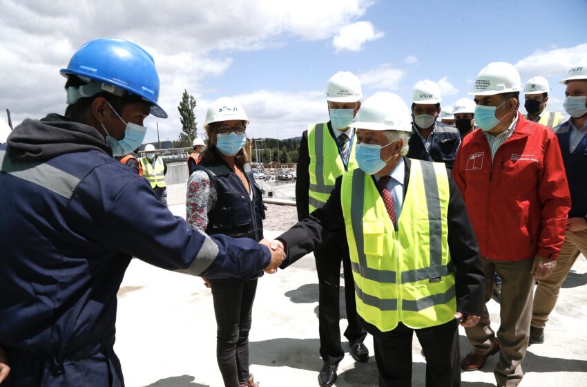  Ministro Dr. Enrique Paris Destaca Avance En Visita A Las Obras Del Nuevo Hospital De Villarrica